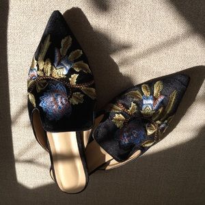 Floral embroidered velvet mules